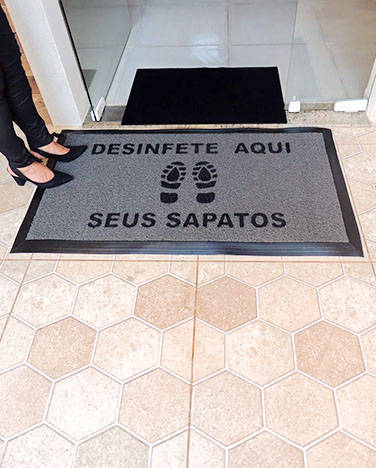 Tapete sanitizante personalizado para entrada Tapete sanitizante personalizado para entrada