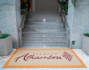 tapetes para condomínio