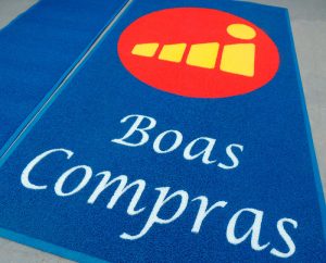TAPETE PARA LOJA PERSONALIZADO COM BORDAS REBAIXADAS
